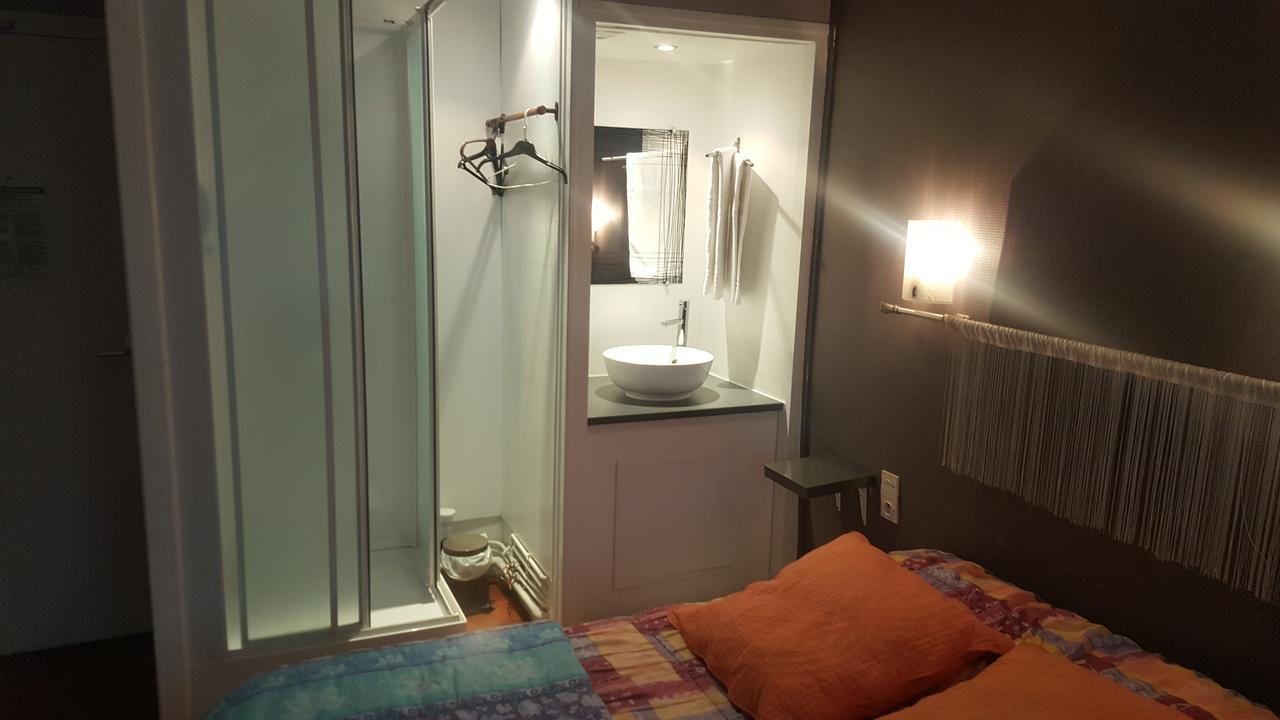מאיין Hotel Des Voyageurs מראה חיצוני תמונה