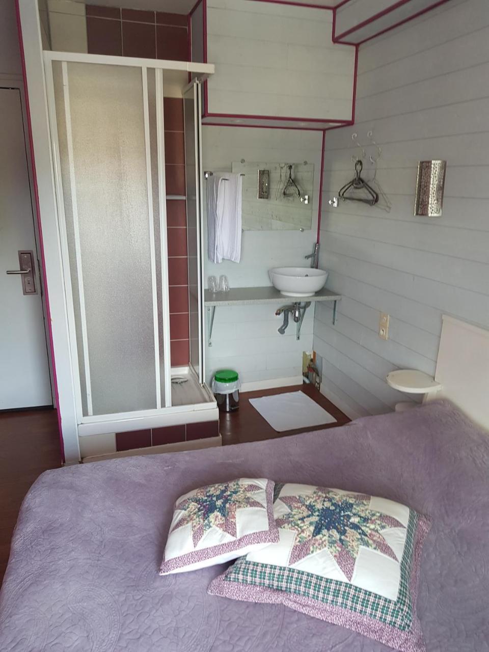 מאיין Hotel Des Voyageurs מראה חיצוני תמונה